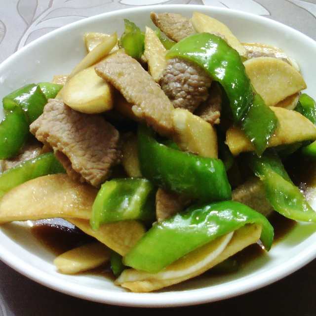 瘦肉青椒炒茭白