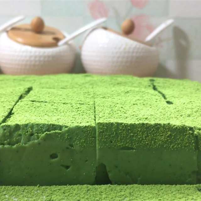 Matcha milk frozen small formula, does not require gelatin, has a delicate and smooth taste, and a bright green color.