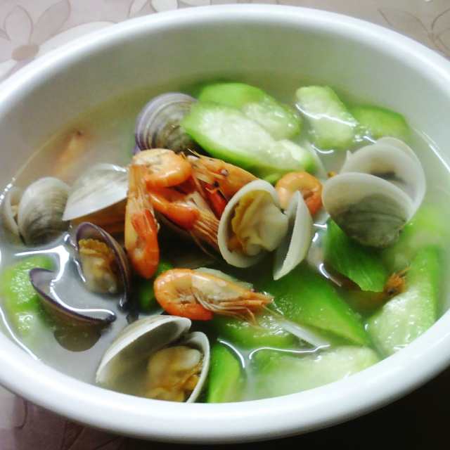 河虾蛤蜊棱角丝瓜汤