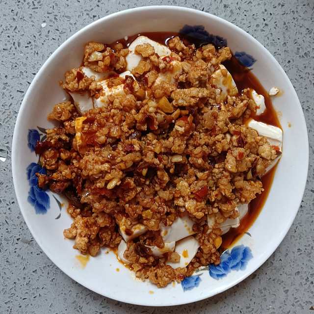 肉沫内脂豆腐