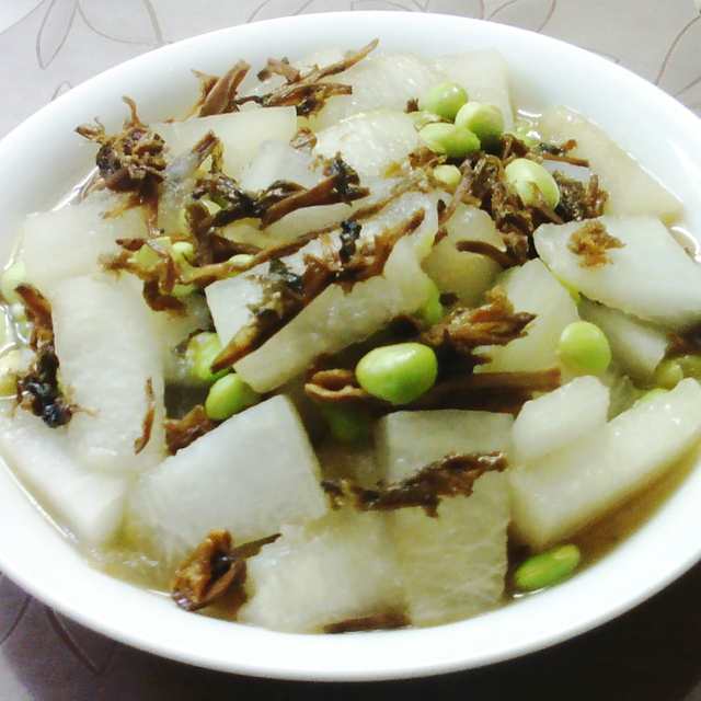 笋干菜毛豆煮冬瓜