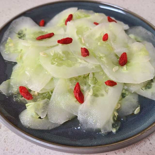 Cold mixed white cucumber