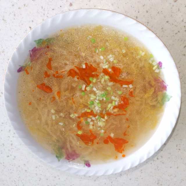 酸菜粉丝汤