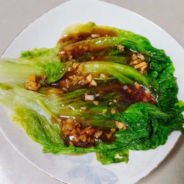 蚝油蒜蓉生菜