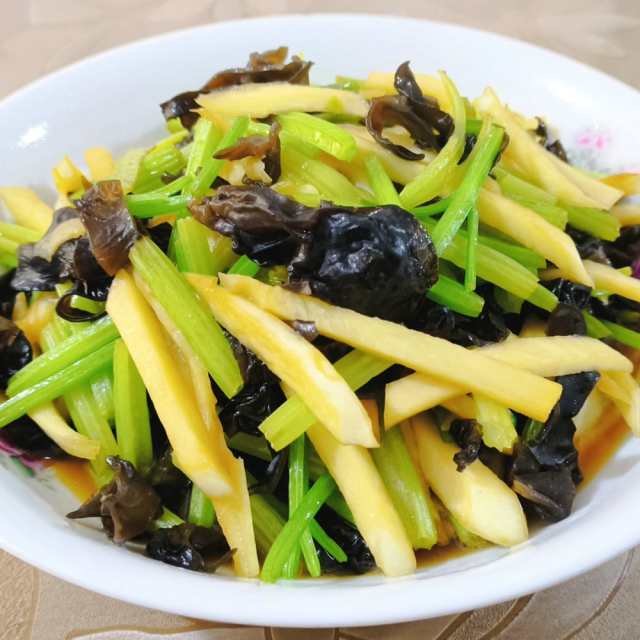 黑木耳茭白素炒芹菜